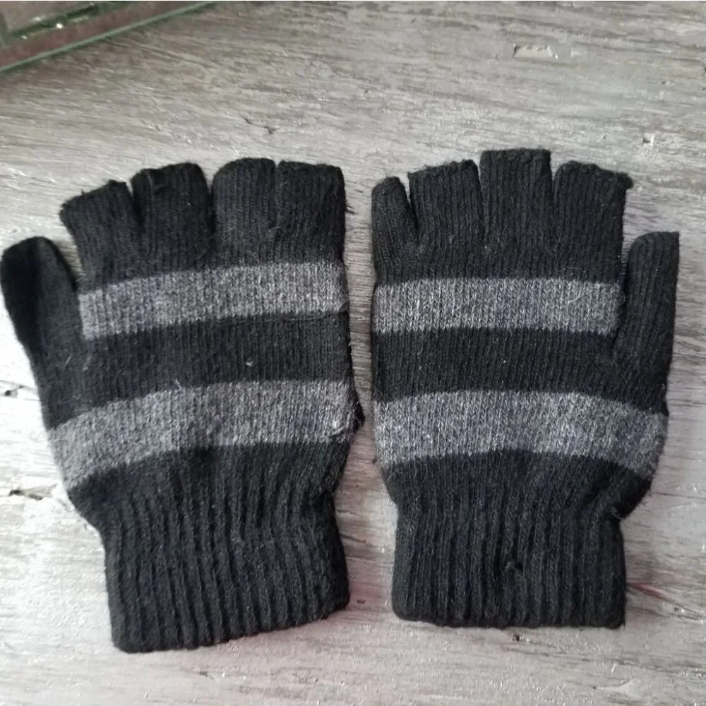 Fingerless Mittens